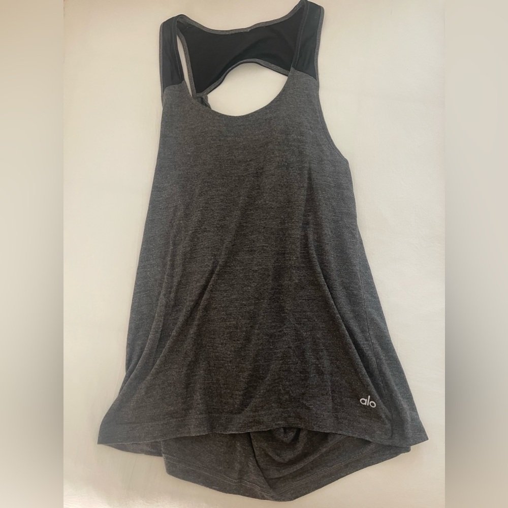Alo Yoga top M